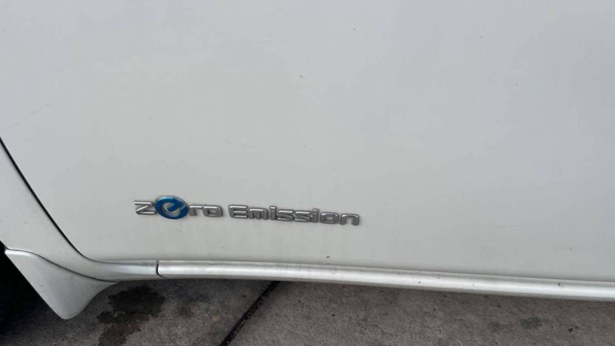 2017 Nissan LEAF 1N4BZ0CP1HC301383