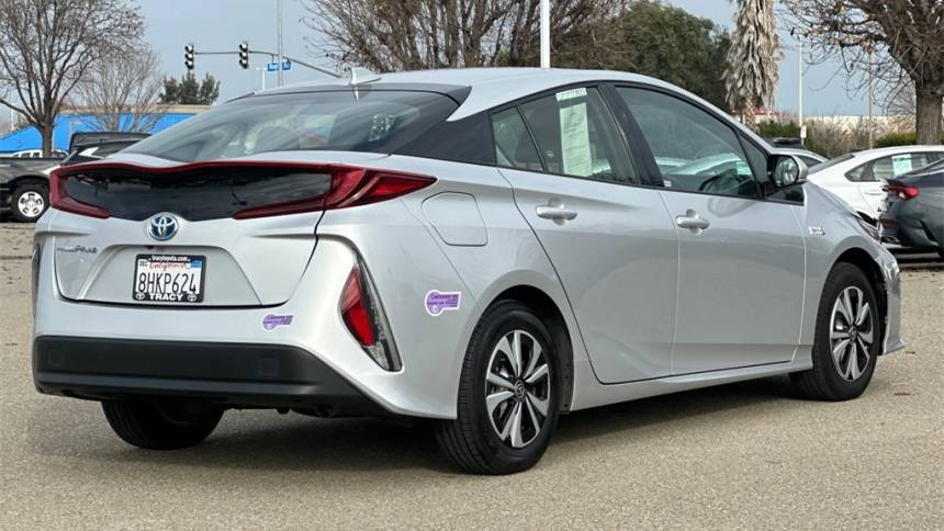 2018 Toyota Prius Prime JTDKARFP8J3089122