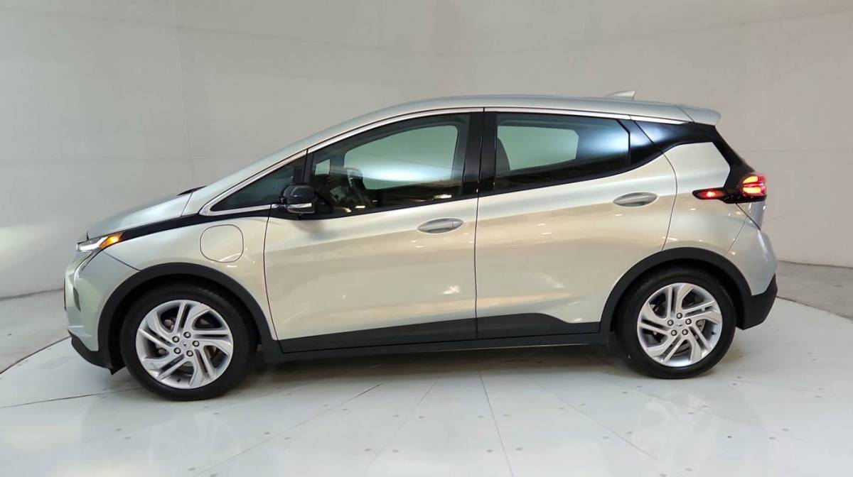 2023 Chevrolet Bolt 1G1FW6S03P4177159