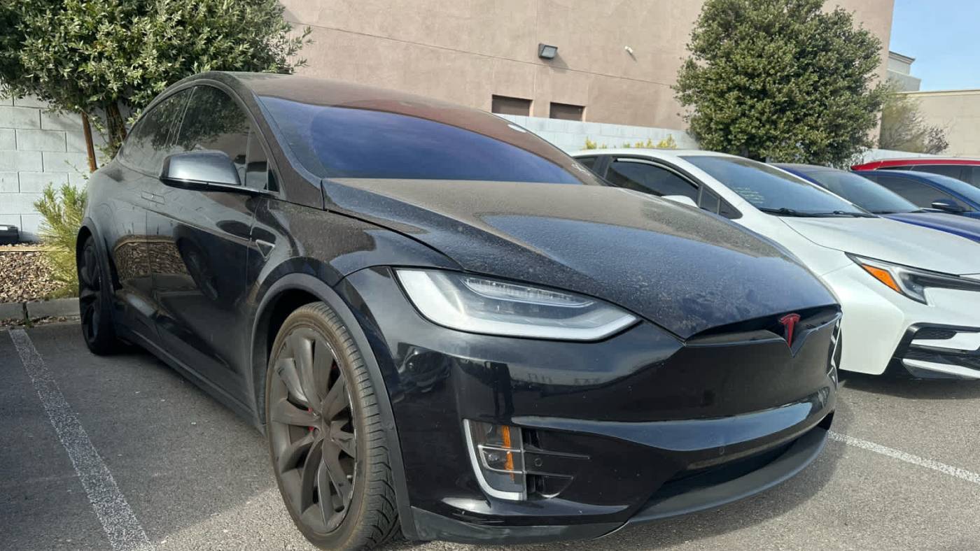 2016 Tesla Model X 5YJXCBE40GF005112