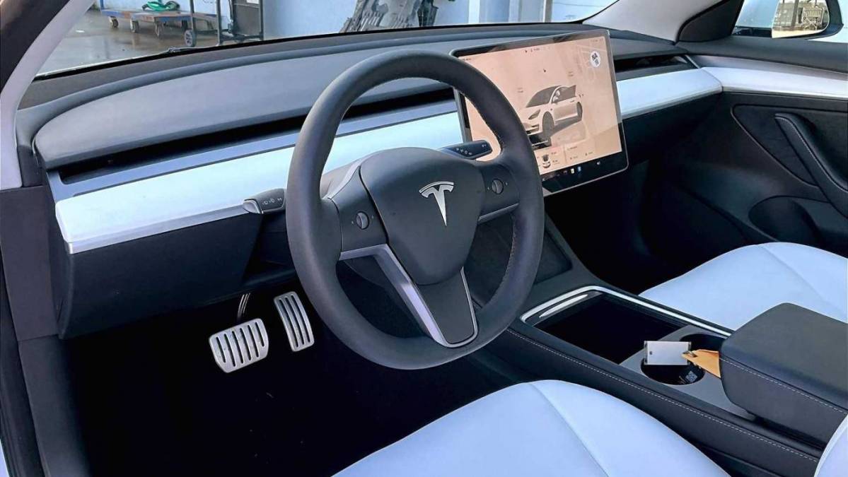 2023 Tesla Model 3 5YJ3E1EC1PF591085