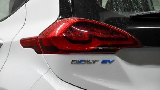 2021 Chevrolet Bolt 1G1FY6S01M4112445