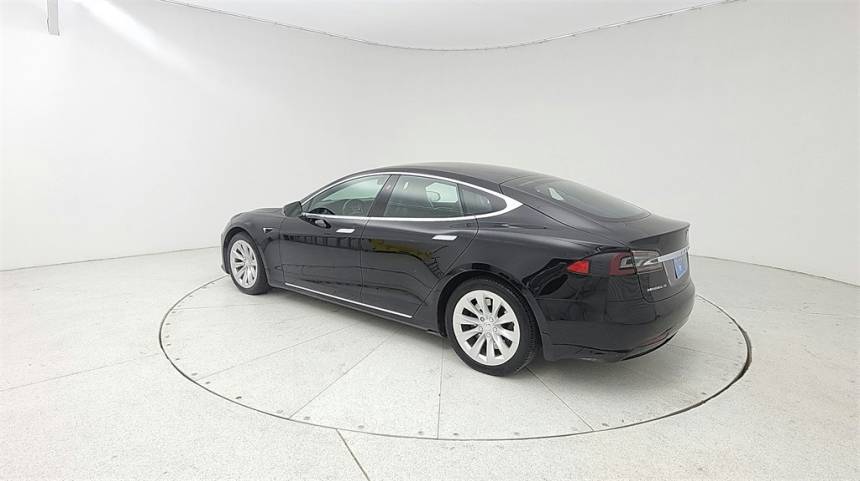 2017 Tesla Model S 5YJSA1E15HF204349