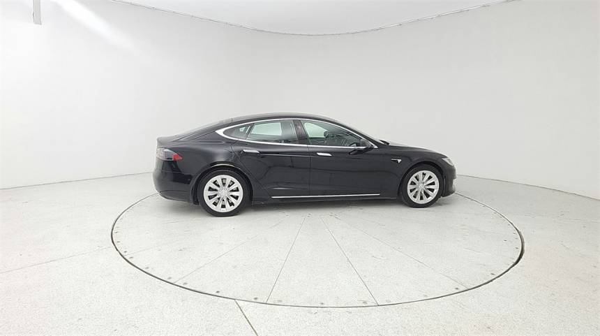 2017 Tesla Model S 5YJSA1E15HF204349