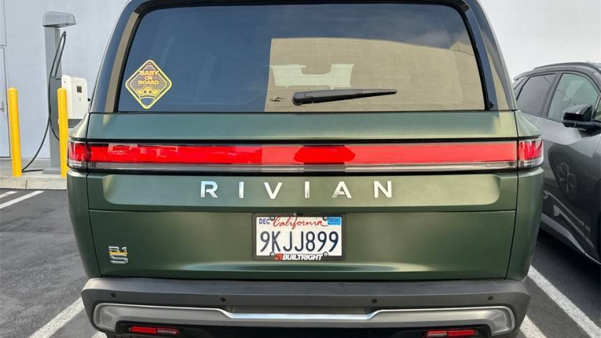 2023 Rivian R1S 7PDSGABA3PN028221