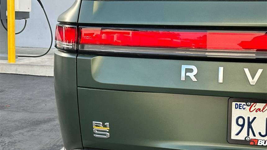 2023 Rivian R1S 7PDSGABA3PN028221