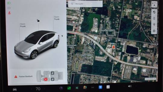 2021 Tesla Model Y 5YJYGAEE8MF142550