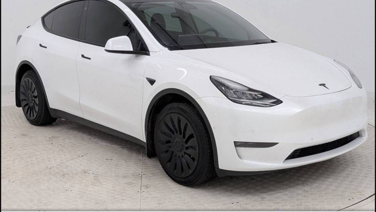 2021 Tesla Model Y 5YJYGDEE7MF200391