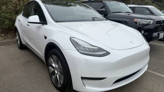 2020 Tesla Model Y 5YJYGDEE5LF026934