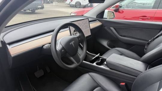 2020 Tesla Model Y 5YJYGDEE5LF026934