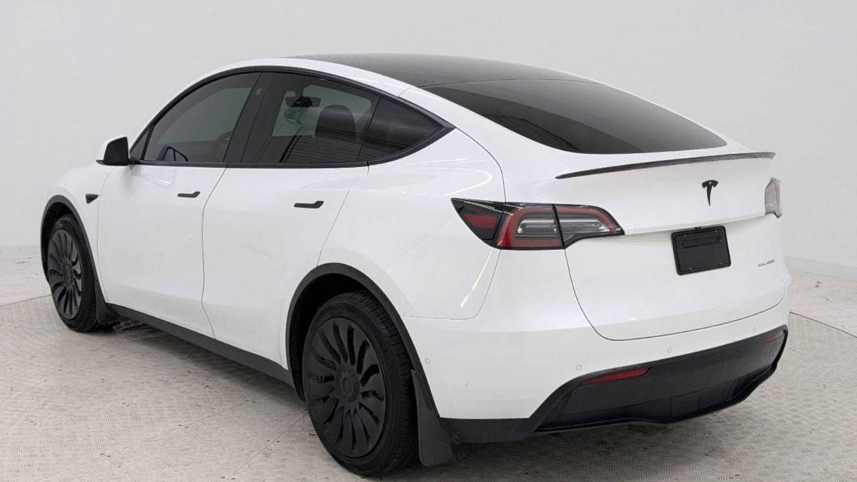 2021 Tesla Model Y 5YJYGDEE7MF200391