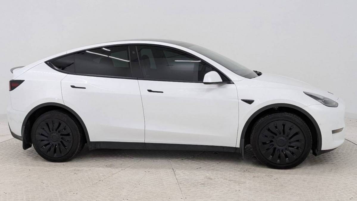 2021 Tesla Model Y 5YJYGDEE7MF200391