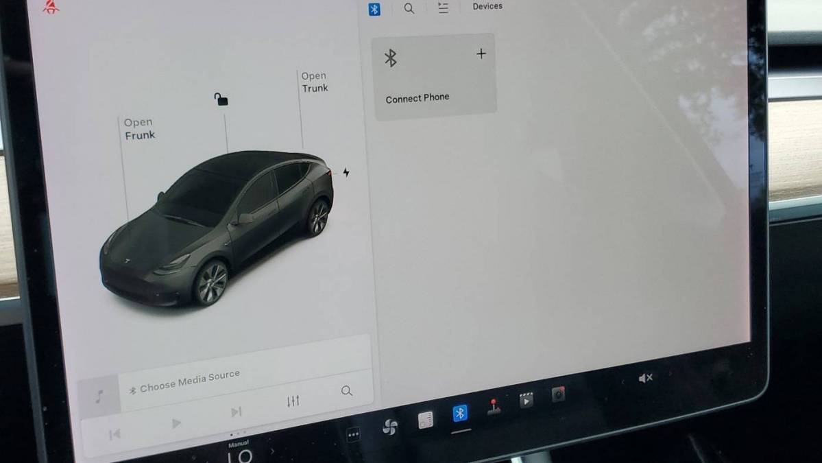 2021 Tesla Model Y 5YJYGDEE6MF105725