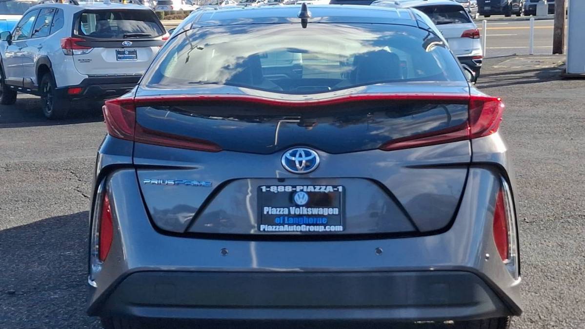 2017 Toyota Prius Prime JTDKARFP2H3043733