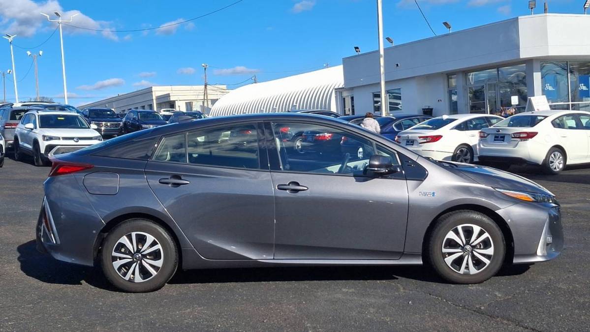 2017 Toyota Prius Prime JTDKARFP2H3043733