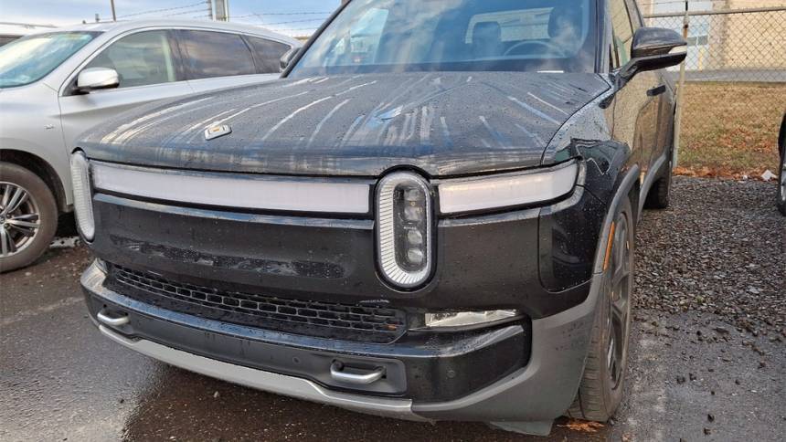 2022 Rivian R1T 7FCTGAAA5NN010646