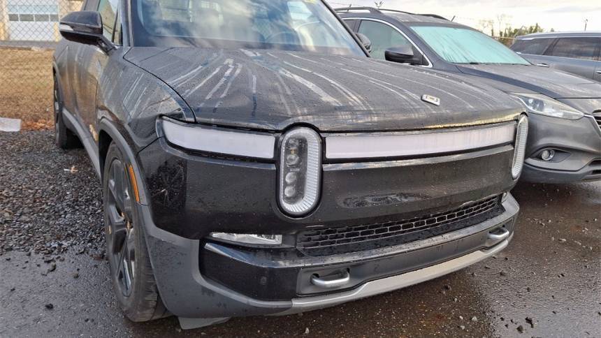 2022 Rivian R1T 7FCTGAAA5NN010646