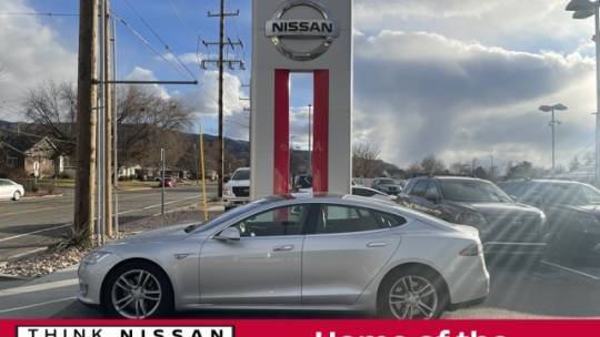 2014 Tesla Model S 5YJSA1H12EFP35211