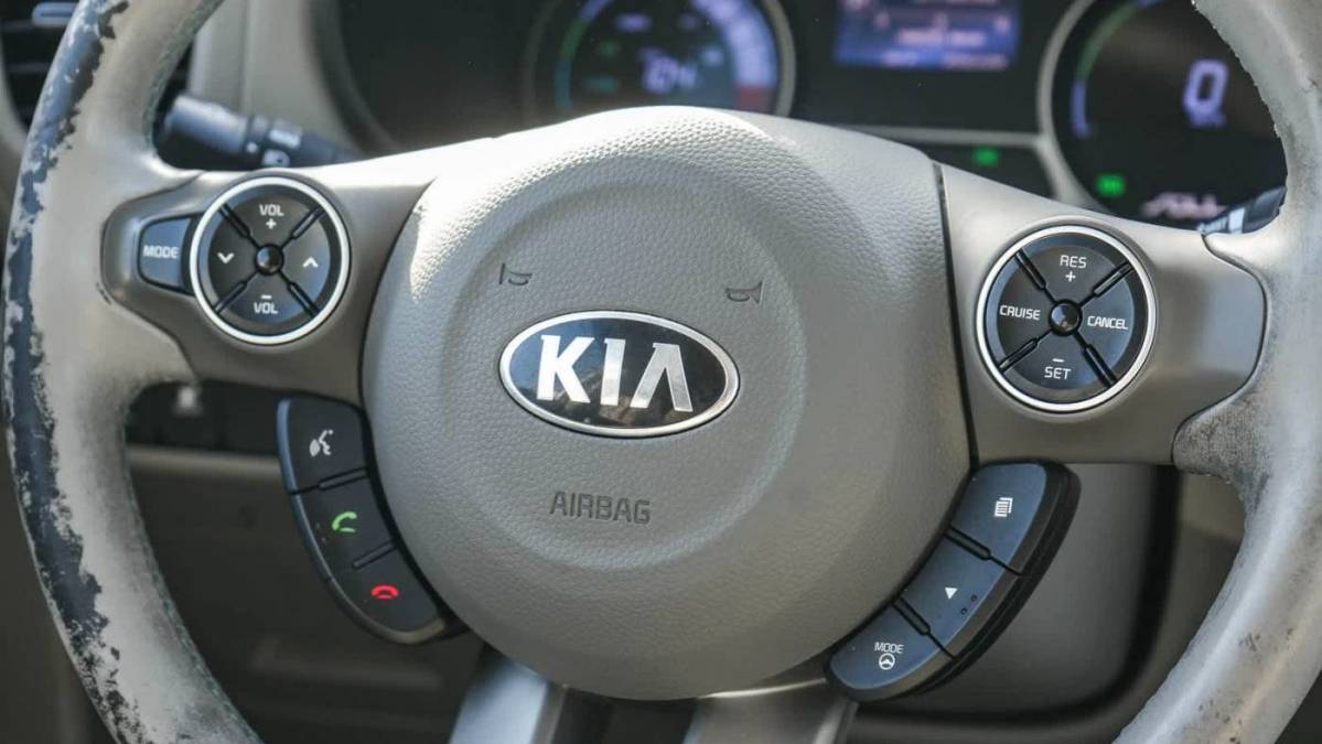 2017 Kia Soul KNDJP3AE6H7019585