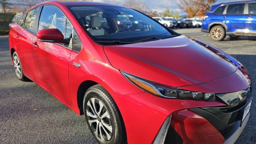 2022 Toyota Prius Prime JTDKAMFPXN3216140