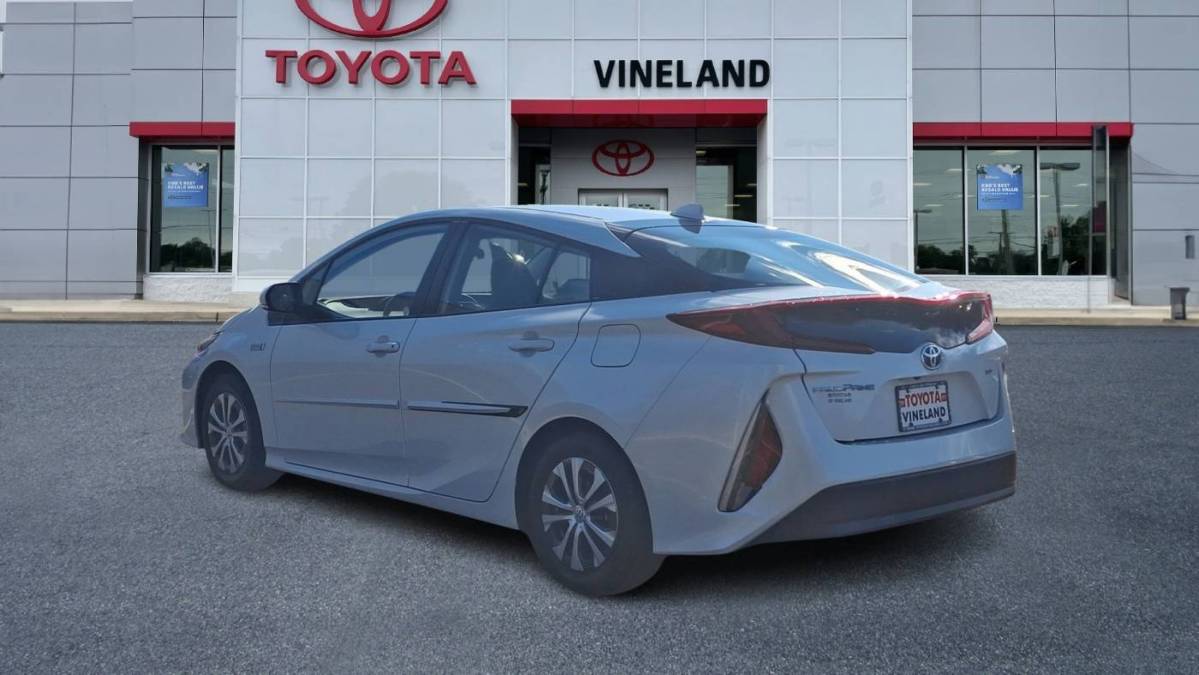 2022 Toyota Prius Prime JTDKAMFP5N3210259