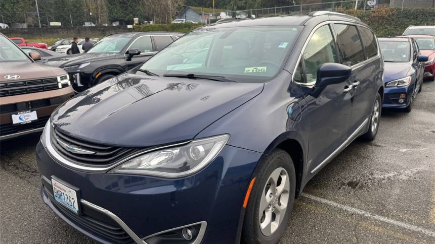 2018 Chrysler Pacifica 2C4RC1L78JR183703