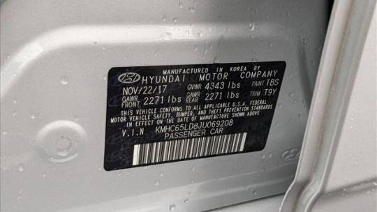 2018 Hyundai IONIQ KMHC65LD8JU069208