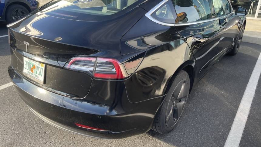 2018 Tesla Model 3 5YJ3E1EA9JF057791