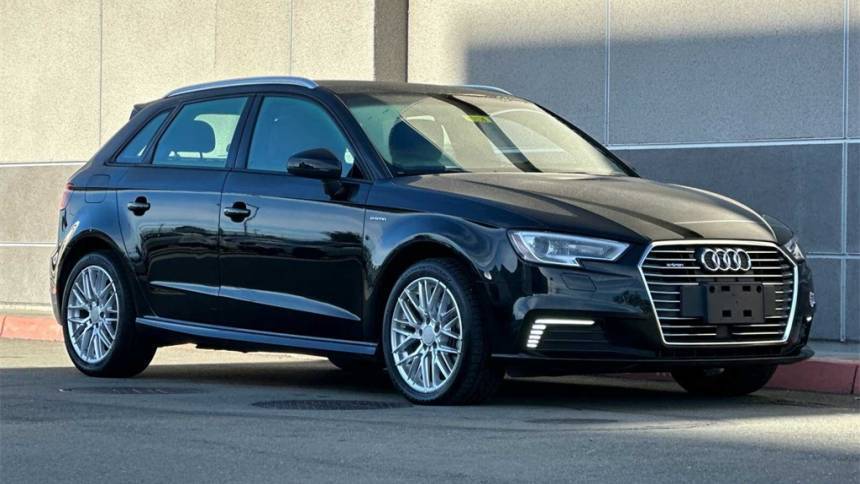 2018 Audi A3 Sportback e-tron WAUUPBFF8JA115829