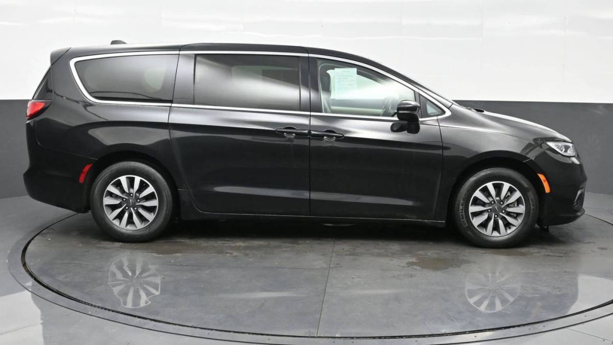 2022 Chrysler Pacifica 2C4RC1L75NR173474