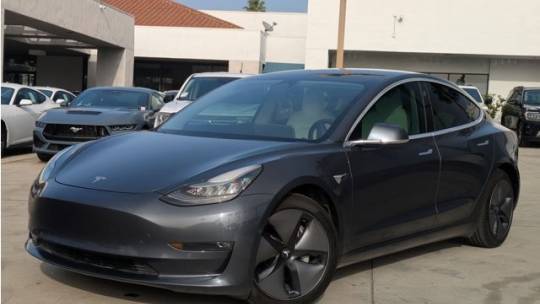 2018 Tesla Model 3 5YJ3E1EB0JF085472