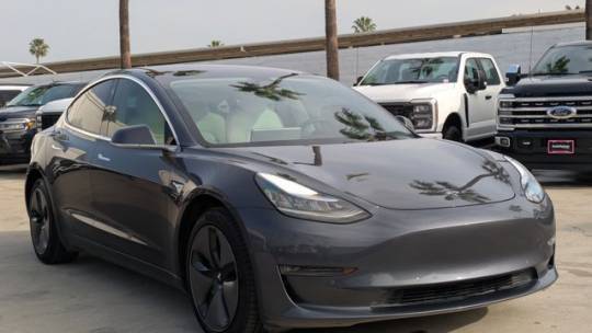 2018 Tesla Model 3 5YJ3E1EB0JF085472