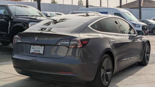 2018 Tesla Model 3 5YJ3E1EB0JF085472