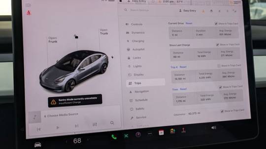 2018 Tesla Model 3 5YJ3E1EB0JF085472