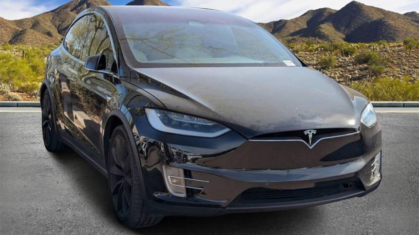 2017 Tesla Model X 5YJXCBE47HF068810