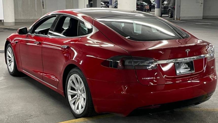 2019 Tesla Model S 5YJSA1E21KF306330