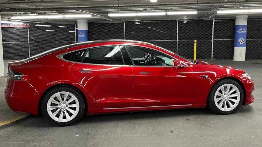 2019 Tesla Model S 5YJSA1E21KF306330