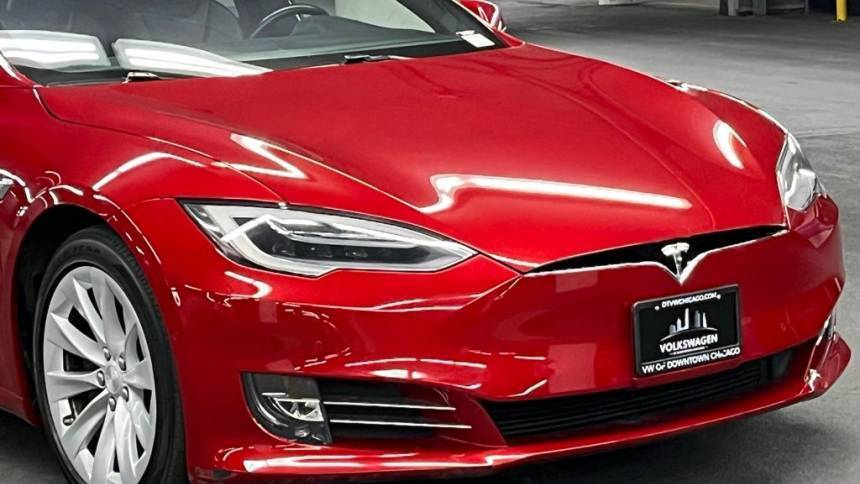 2019 Tesla Model S 5YJSA1E21KF306330