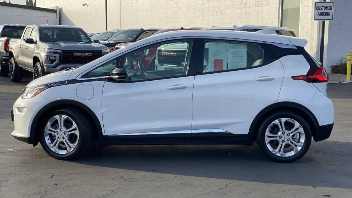 2021 Chevrolet Bolt 1G1FY6S09M4111429