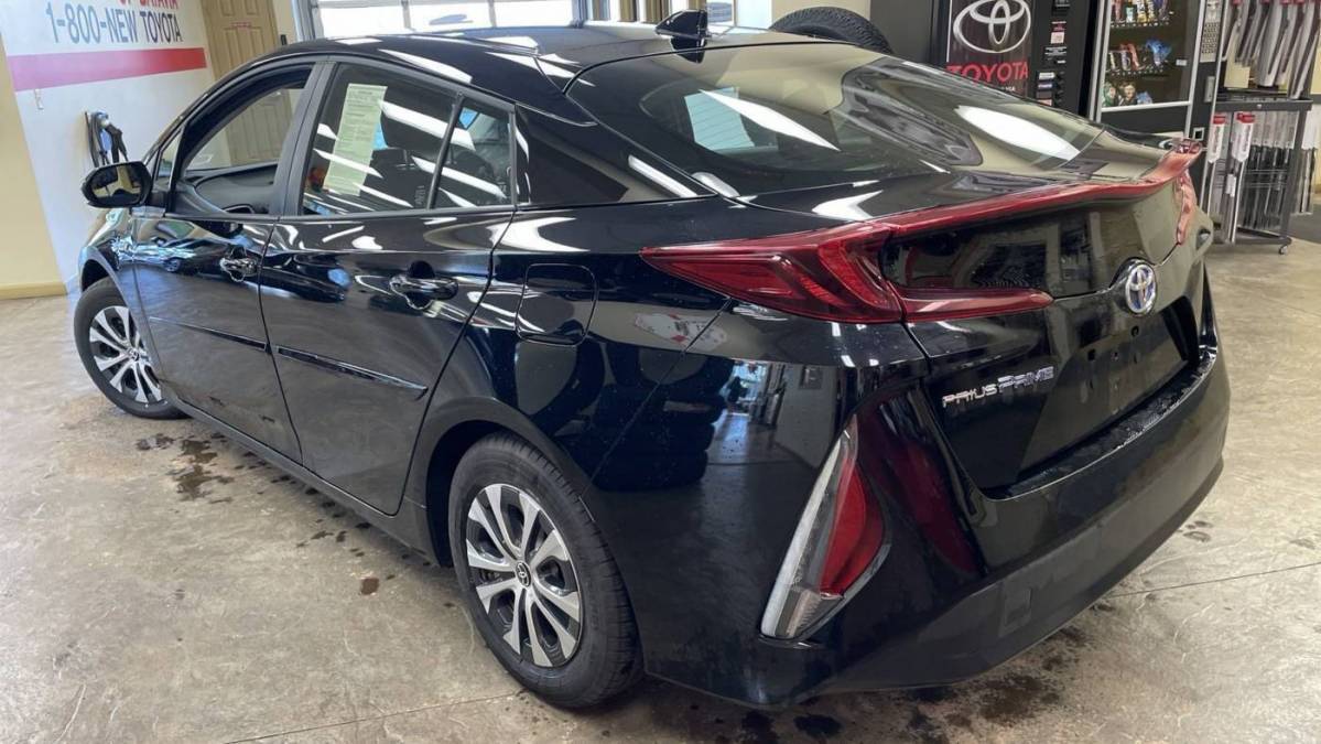 2021 Toyota Prius Prime JTDKAMFP3M3191063