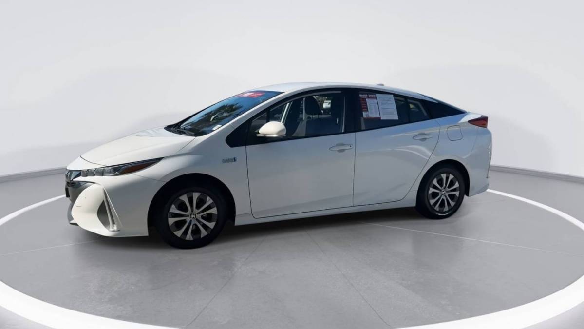 2021 Toyota Prius Prime JTDKAMFP3M3191645