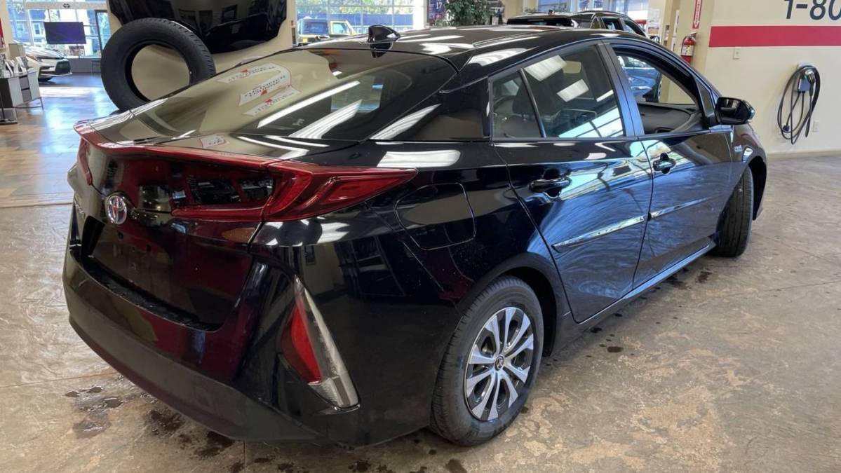 2021 Toyota Prius Prime JTDKAMFP3M3191063