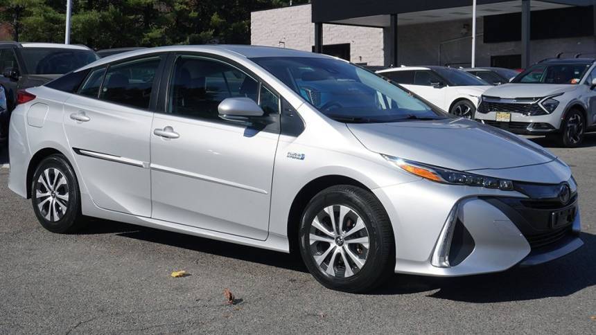 2021 Toyota Prius Prime JTDKAMFP4M3190388