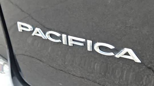 2022 Chrysler Pacifica 2C4RC1S71NR143843