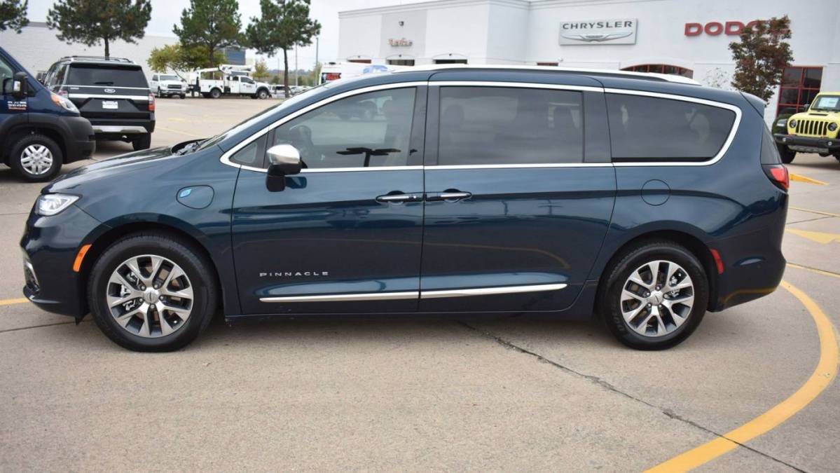 2022 Chrysler Pacifica 2C4RC1N71NR148570