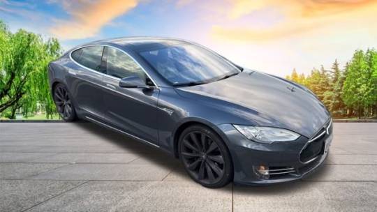 2015 Tesla Model S 5YJSA1H20FFP69576