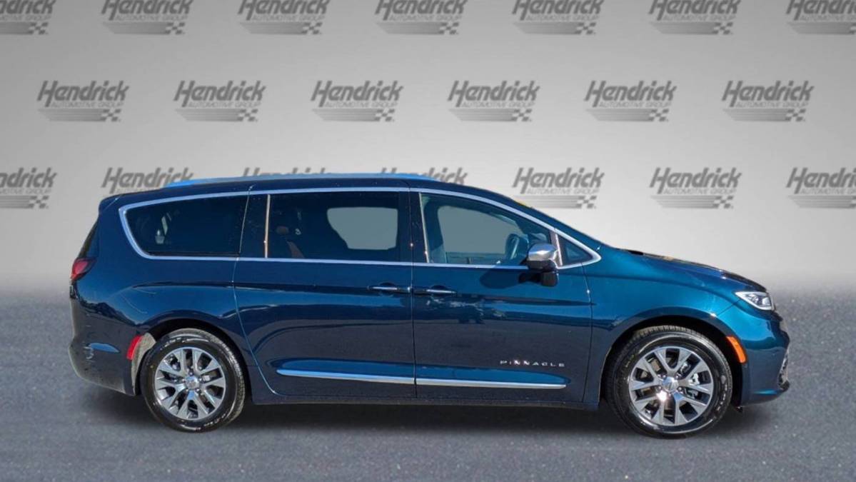 2022 Chrysler Pacifica 2C4RC1N72NR102228