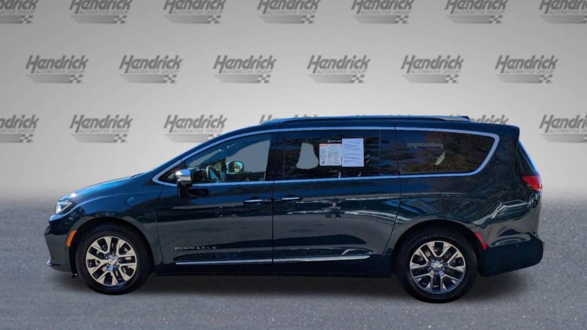 2022 Chrysler Pacifica 2C4RC1N72NR102228