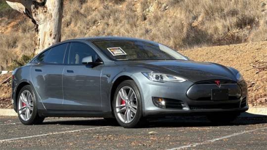 2014 Tesla Model S 5YJSA1H17EFP47502