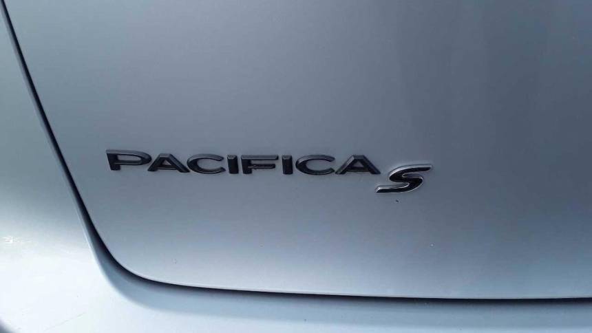 2022 Chrysler Pacifica 2C4RC1S73NR161230